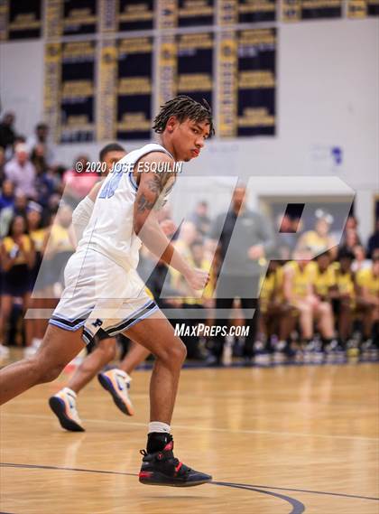 Thumbnail 3 in Potomac vs Western Branch (VHSL 6B Quarterfinal) photogallery.