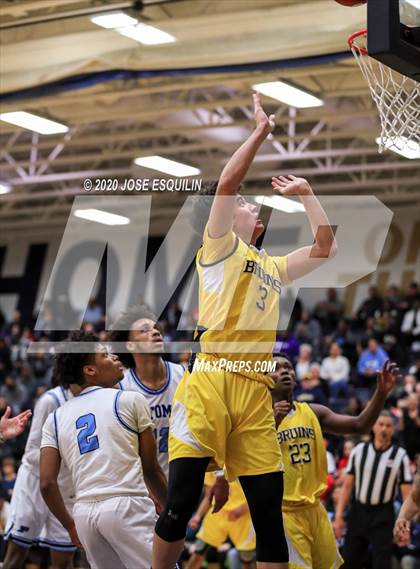 Thumbnail 1 in Potomac vs Western Branch (VHSL 6B Quarterfinal) photogallery.