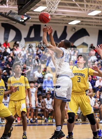 Thumbnail 2 in Potomac vs Western Branch (VHSL 6B Quarterfinal) photogallery.