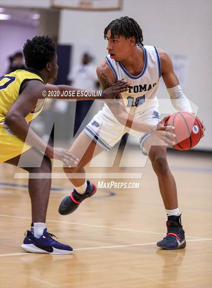 Thumbnail 3 in Potomac vs Western Branch (VHSL 6B Quarterfinal) photogallery.