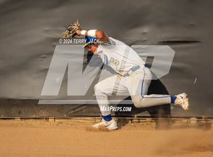 Thumbnail 2 in Santa Margarita @ Huntington Beach photogallery.