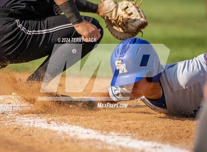 Thumbnail 1 in Santa Margarita @ Huntington Beach photogallery.