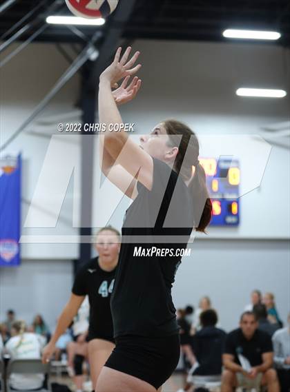 Thumbnail 3 in Jensen Beach vs Canterbury (Nike Tournament of Champions) photogallery.