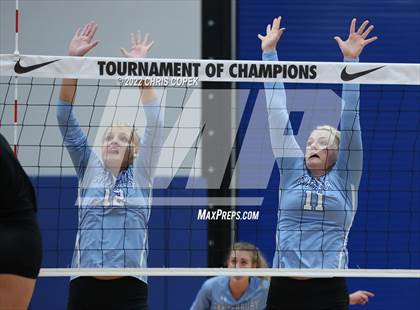 Thumbnail 2 in Jensen Beach vs Canterbury (Nike Tournament of Champions) photogallery.