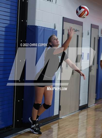 Thumbnail 3 in Jensen Beach vs Canterbury (Nike Tournament of Champions) photogallery.