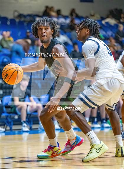 Thumbnail 3 in Northwood Temple Academy vs. Greenfield (Hoops and Dreams Showcase) photogallery.