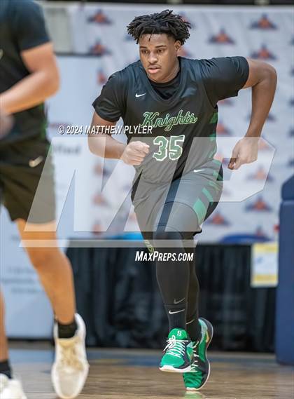 Thumbnail 2 in Northwood Temple Academy vs. Greenfield (Hoops and Dreams Showcase) photogallery.