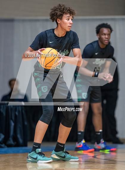 Thumbnail 2 in Northwood Temple Academy vs. Greenfield (Hoops and Dreams Showcase) photogallery.