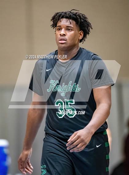 Thumbnail 2 in Northwood Temple Academy vs. Greenfield (Hoops and Dreams Showcase) photogallery.