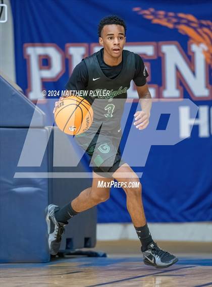 Thumbnail 2 in Northwood Temple Academy vs. Greenfield (Hoops and Dreams Showcase) photogallery.