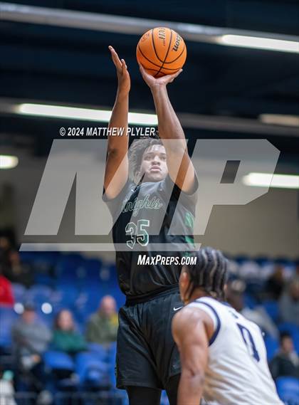 Thumbnail 2 in Northwood Temple Academy vs. Greenfield (Hoops and Dreams Showcase) photogallery.