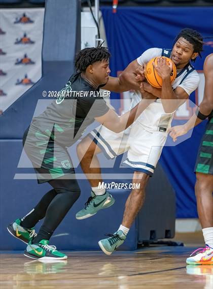 Thumbnail 3 in Northwood Temple Academy vs. Greenfield (Hoops and Dreams Showcase) photogallery.