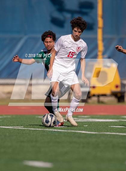 Thumbnail 3 in Kennedy vs. Redondo Union photogallery.