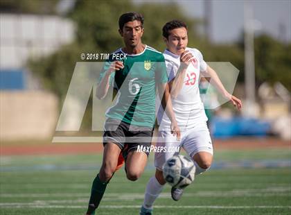 Thumbnail 2 in Kennedy vs. Redondo Union photogallery.