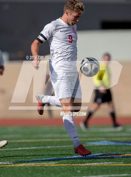 Thumbnail 3 in Kennedy vs. Redondo Union photogallery.