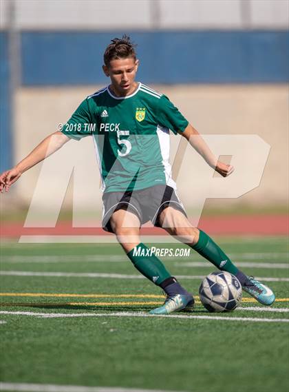 Thumbnail 3 in Kennedy vs. Redondo Union photogallery.