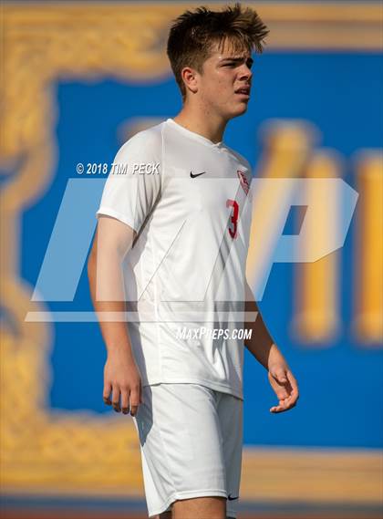 Thumbnail 2 in Kennedy vs. Redondo Union photogallery.