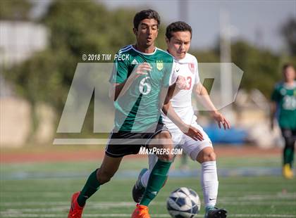 Thumbnail 3 in Kennedy vs. Redondo Union photogallery.