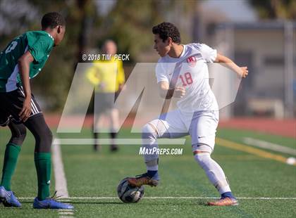 Thumbnail 2 in Kennedy vs. Redondo Union photogallery.