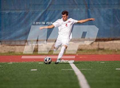 Thumbnail 3 in Kennedy vs. Redondo Union photogallery.