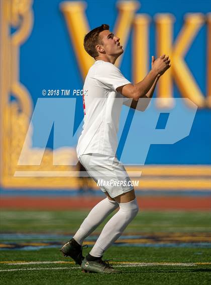 Thumbnail 3 in Kennedy vs. Redondo Union photogallery.