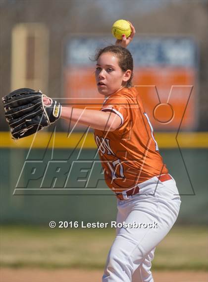 Thumbnail 2 in JV: MacArthur vs Madison JV photogallery.