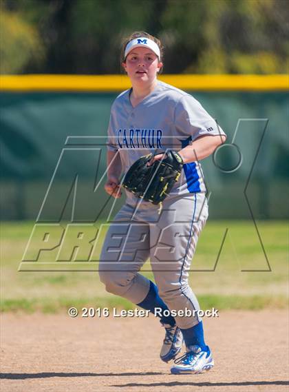 Thumbnail 2 in JV: MacArthur vs Madison JV photogallery.