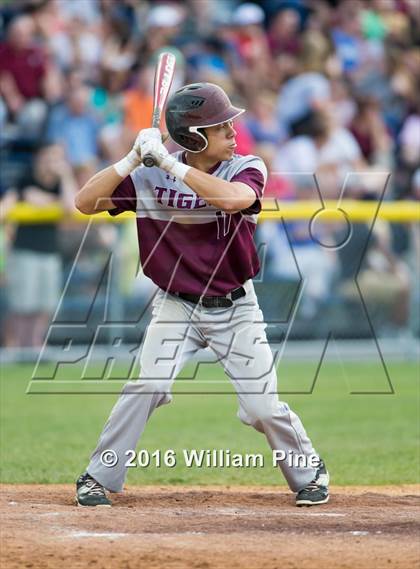Thumbnail 1 in Corning-Painted Post vs Kingston (NYSPHSAA Class AA Regional Semifinal) photogallery.
