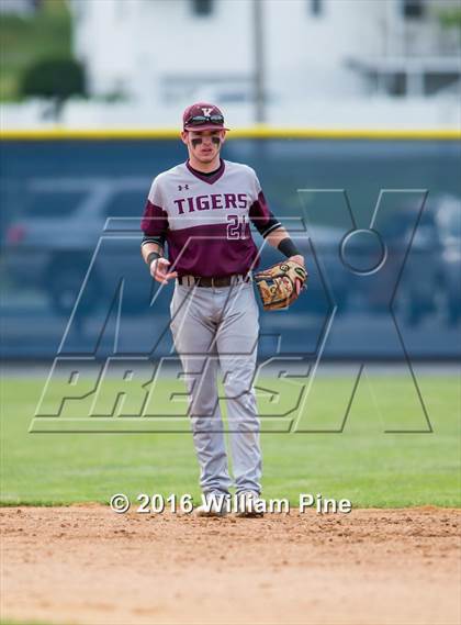 Thumbnail 3 in Corning-Painted Post vs Kingston (NYSPHSAA Class AA Regional Semifinal) photogallery.