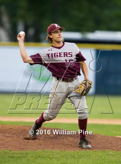 Thumbnail 2 in Corning-Painted Post vs Kingston (NYSPHSAA Class AA Regional Semifinal) photogallery.