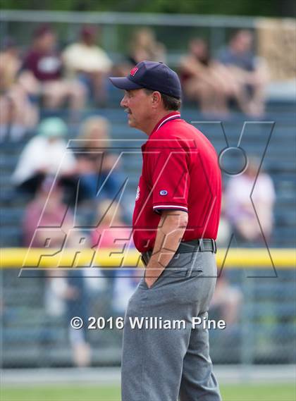 Thumbnail 1 in Corning-Painted Post vs Kingston (NYSPHSAA Class AA Regional Semifinal) photogallery.