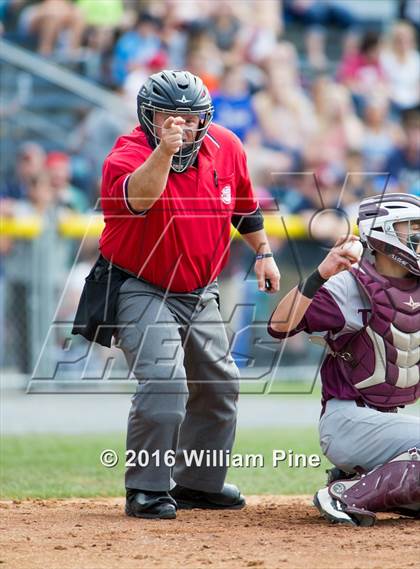 Thumbnail 1 in Corning-Painted Post vs Kingston (NYSPHSAA Class AA Regional Semifinal) photogallery.