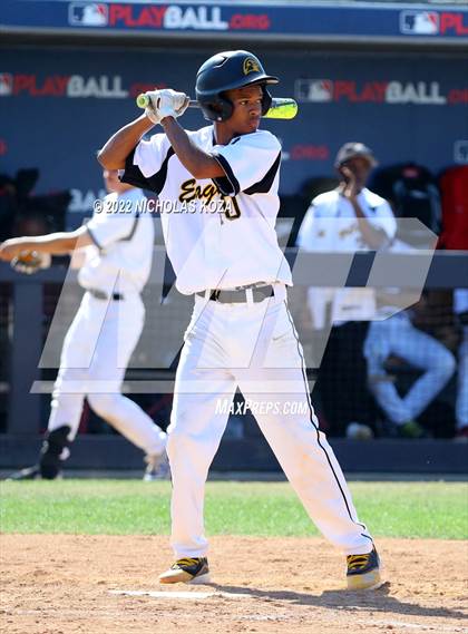 Thumbnail 3 in Bright Star Secondary Charter Academy vs. King/Drew (CIF LACS D3 Playoffs) photogallery.