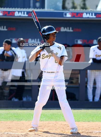 Thumbnail 3 in Bright Star Secondary Charter Academy vs. King/Drew (CIF LACS D3 Playoffs) photogallery.
