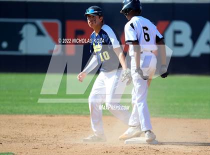 Thumbnail 2 in Bright Star Secondary Charter Academy vs. King/Drew (CIF LACS D3 Playoffs) photogallery.
