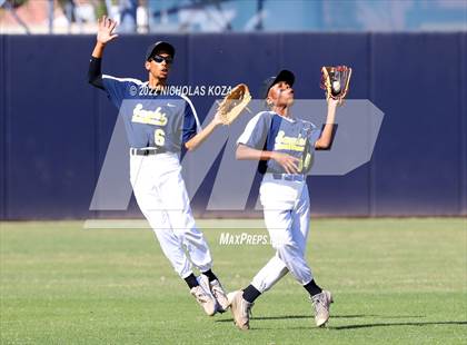 Thumbnail 2 in Bright Star Secondary Charter Academy vs. King/Drew (CIF LACS D3 Playoffs) photogallery.