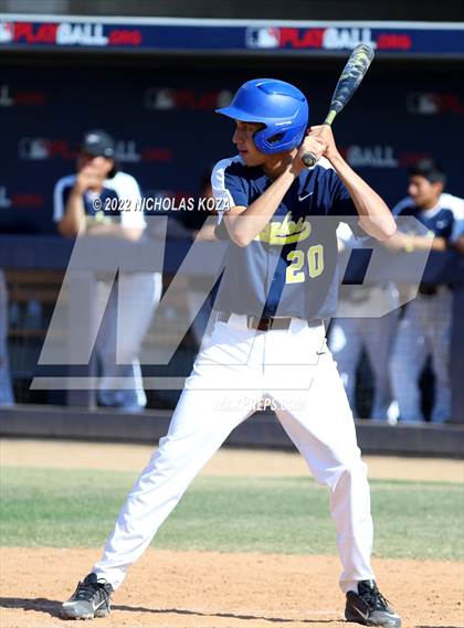 Thumbnail 3 in Bright Star Secondary Charter Academy vs. King/Drew (CIF LACS D3 Playoffs) photogallery.