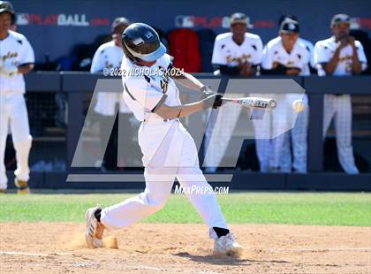 Thumbnail 3 in Bright Star Secondary Charter Academy vs. King/Drew (CIF LACS D3 Playoffs) photogallery.