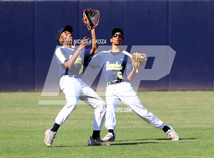 Thumbnail 3 in Bright Star Secondary Charter Academy vs. King/Drew (CIF LACS D3 Playoffs) photogallery.