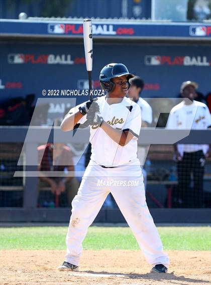 Thumbnail 3 in Bright Star Secondary Charter Academy vs. King/Drew (CIF LACS D3 Playoffs) photogallery.