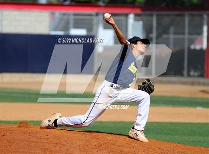 Thumbnail 3 in Bright Star Secondary Charter Academy vs. King/Drew (CIF LACS D3 Playoffs) photogallery.