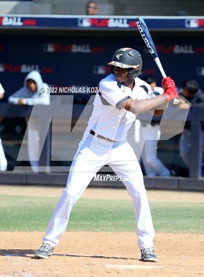 Thumbnail 2 in Bright Star Secondary Charter Academy vs. King/Drew (CIF LACS D3 Playoffs) photogallery.