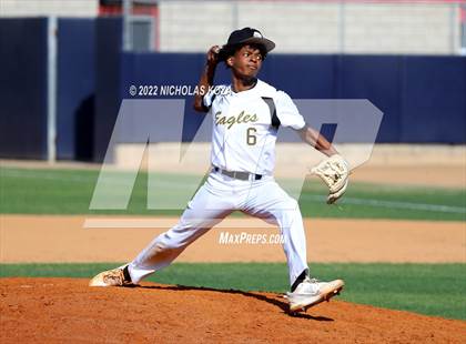 Thumbnail 1 in Bright Star Secondary Charter Academy vs. King/Drew (CIF LACS D3 Playoffs) photogallery.