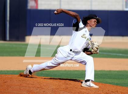 Thumbnail 3 in Bright Star Secondary Charter Academy vs. King/Drew (CIF LACS D3 Playoffs) photogallery.