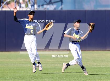 Thumbnail 3 in Bright Star Secondary Charter Academy vs. King/Drew (CIF LACS D3 Playoffs) photogallery.