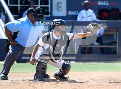 Thumbnail 3 in Bright Star Secondary Charter Academy vs. King/Drew (CIF LACS D3 Playoffs) photogallery.