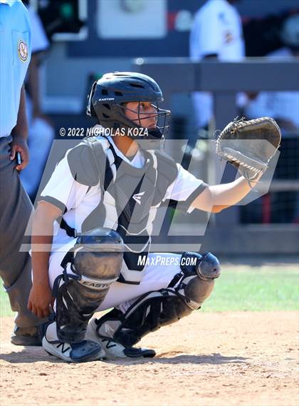 Thumbnail 2 in Bright Star Secondary Charter Academy vs. King/Drew (CIF LACS D3 Playoffs) photogallery.