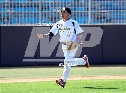 Thumbnail 2 in Bright Star Secondary Charter Academy vs. King/Drew (CIF LACS D3 Playoffs) photogallery.