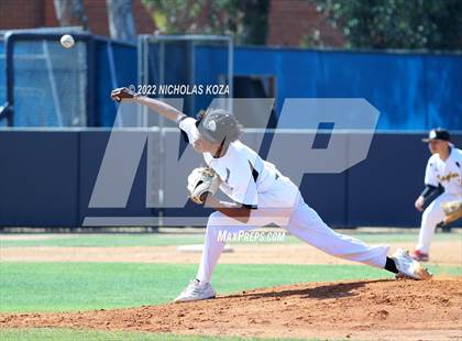 Thumbnail 2 in Bright Star Secondary Charter Academy vs. King/Drew (CIF LACS D3 Playoffs) photogallery.