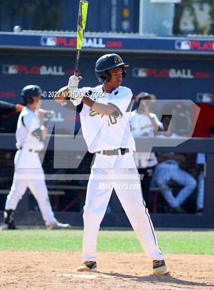 Thumbnail 2 in Bright Star Secondary Charter Academy vs. King/Drew (CIF LACS D3 Playoffs) photogallery.